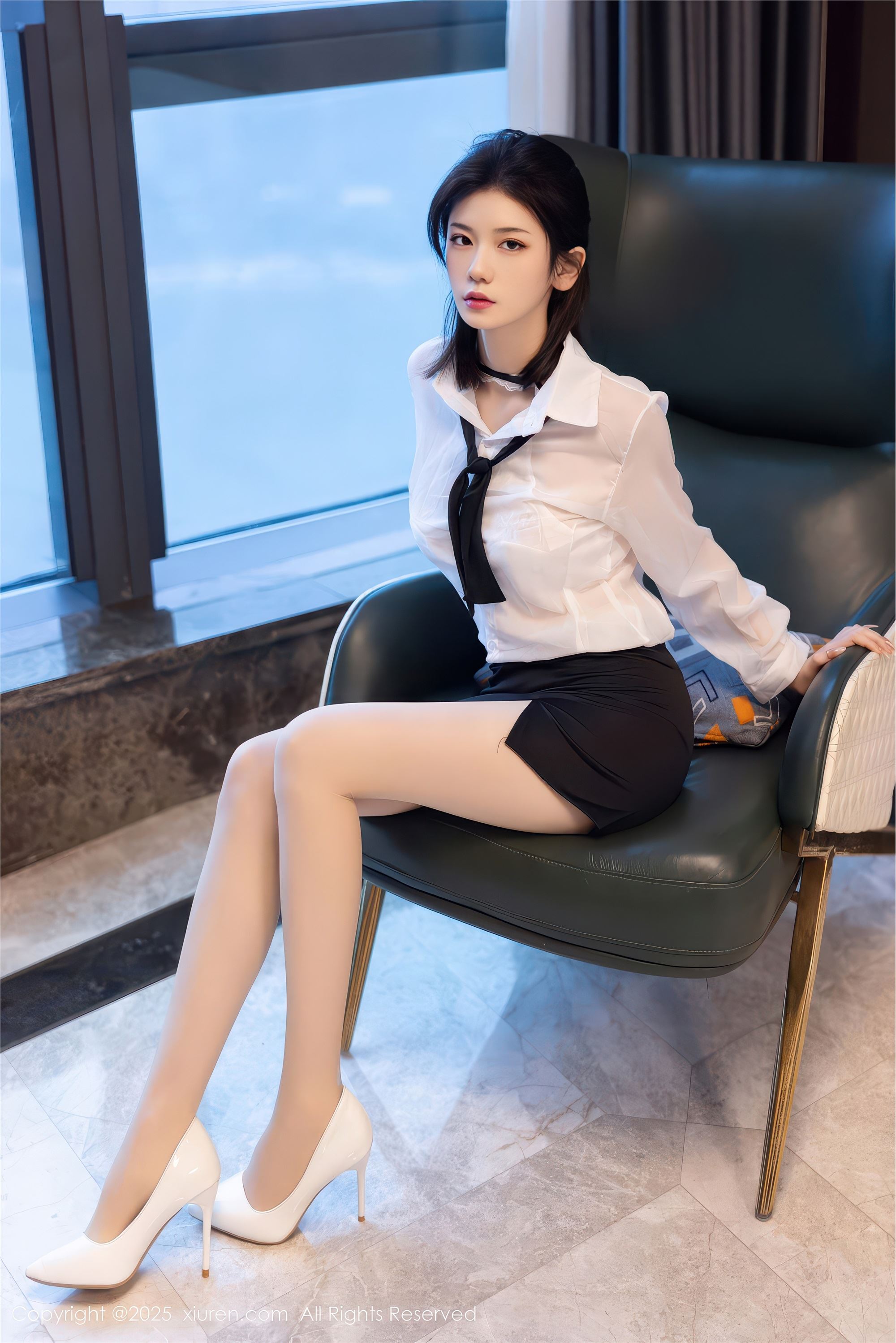 Xiuren秀人网 2025.12.05 NO.11077 凌七七